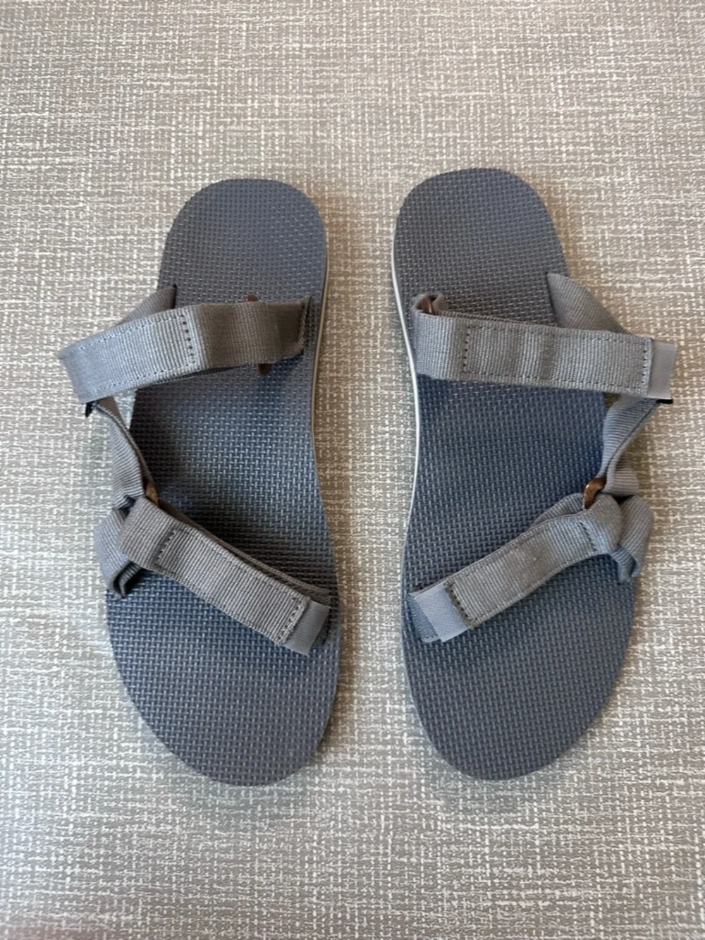 Teva Men’s Gray Adjustable Strap Sport Sandals Size 12